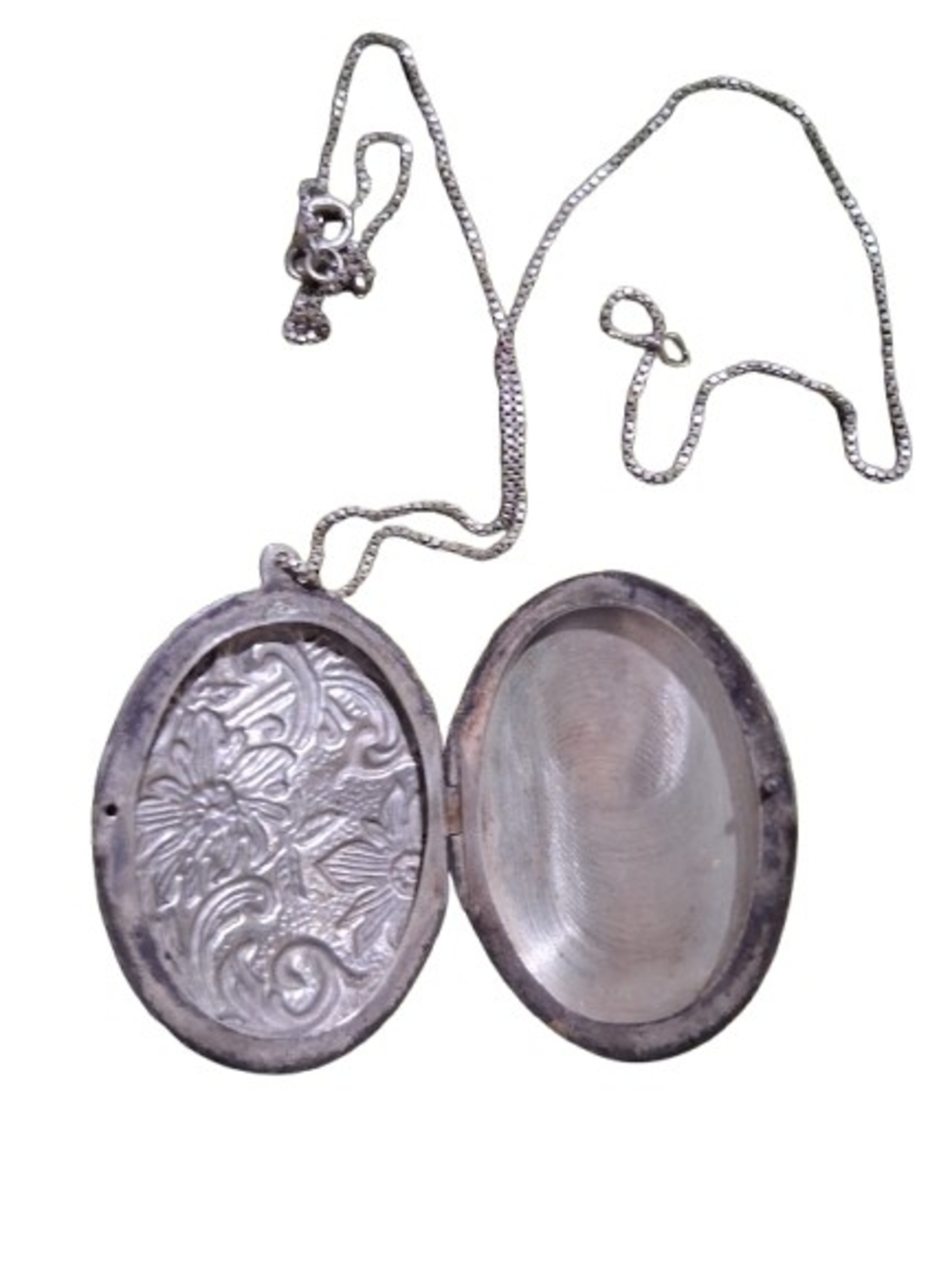 Vintage 925 Sterling Silver Floral Engraved Oval Locket Necklace - Women Jewelry
